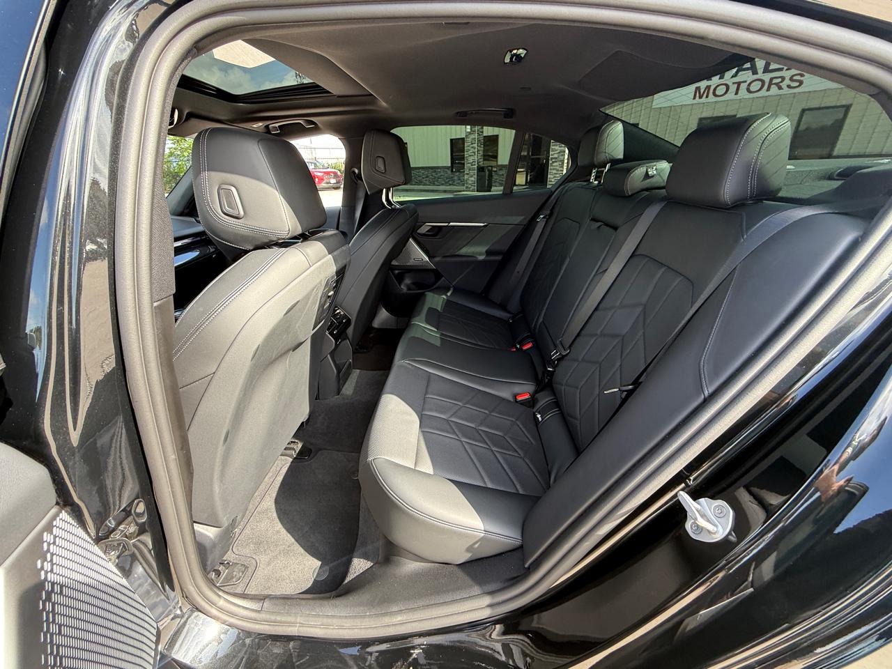Photo 10 of 2025 BMW 530i 5-series for sale in Houston, TX