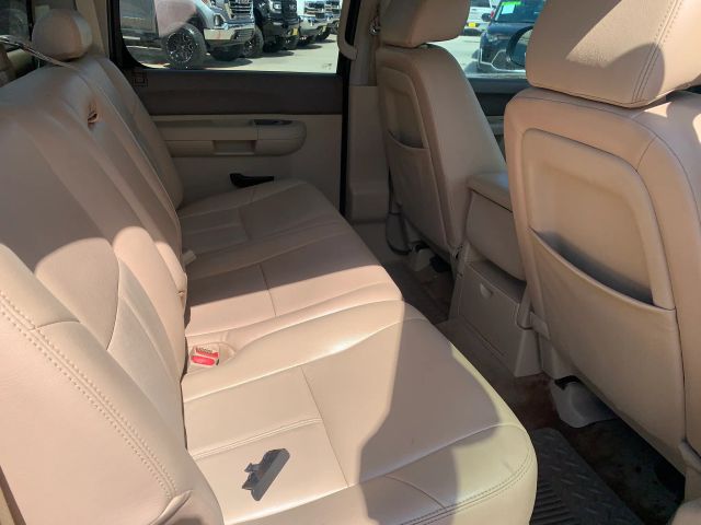 Photo 4 of 2012 Chevrolet Silverado for sale in Cypress, TX