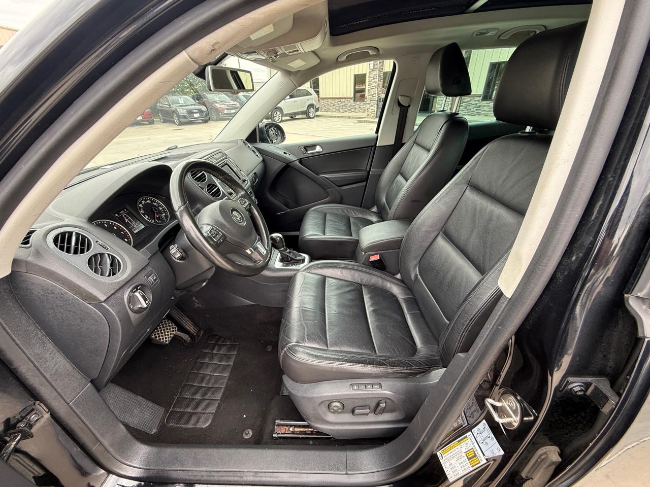 Photo 17 of 2016 Volkswagen Tiguan S, for sale in Houston, TX