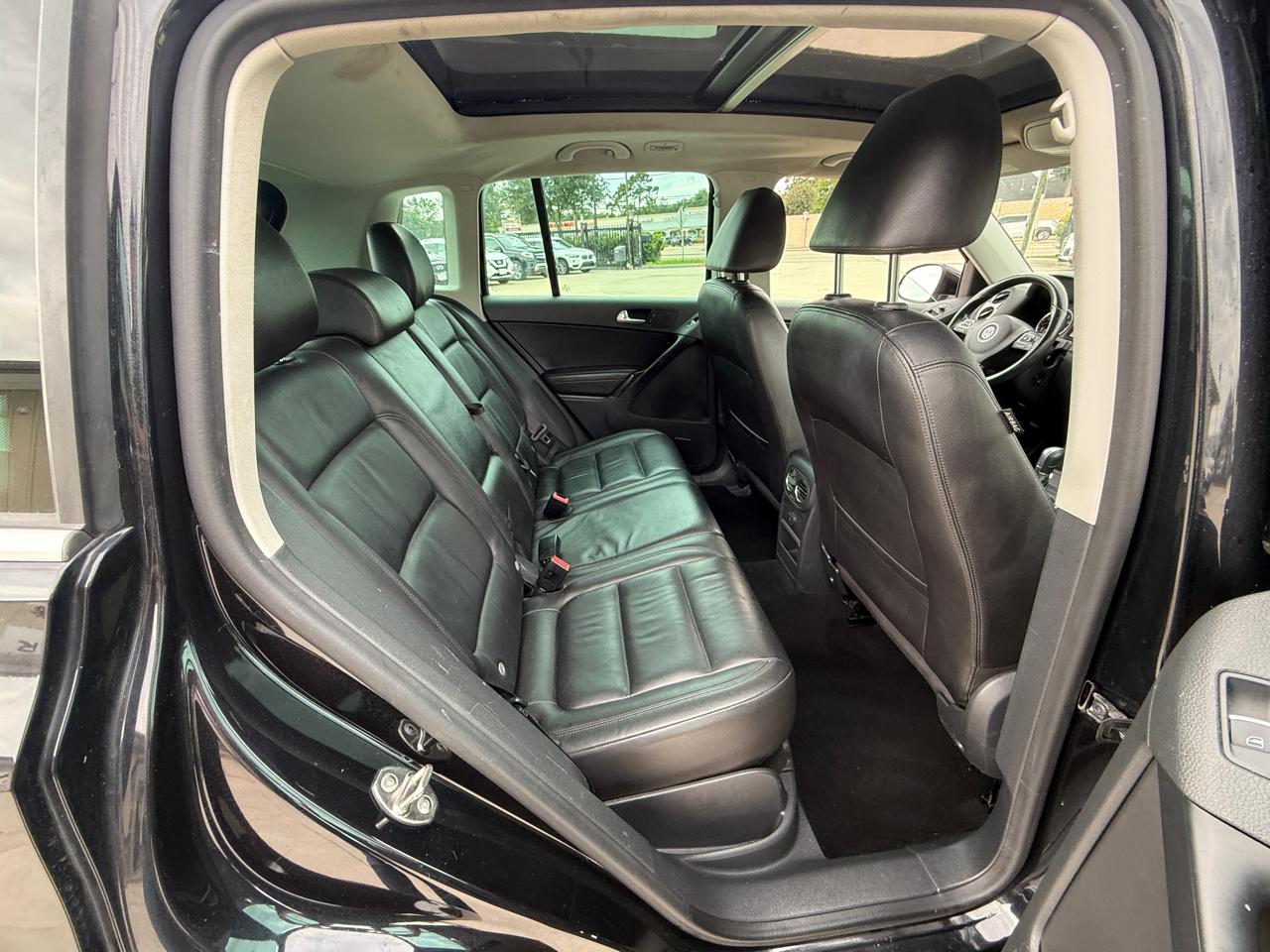 Photo 27 of 2016 Volkswagen Tiguan S, for sale in Houston, TX