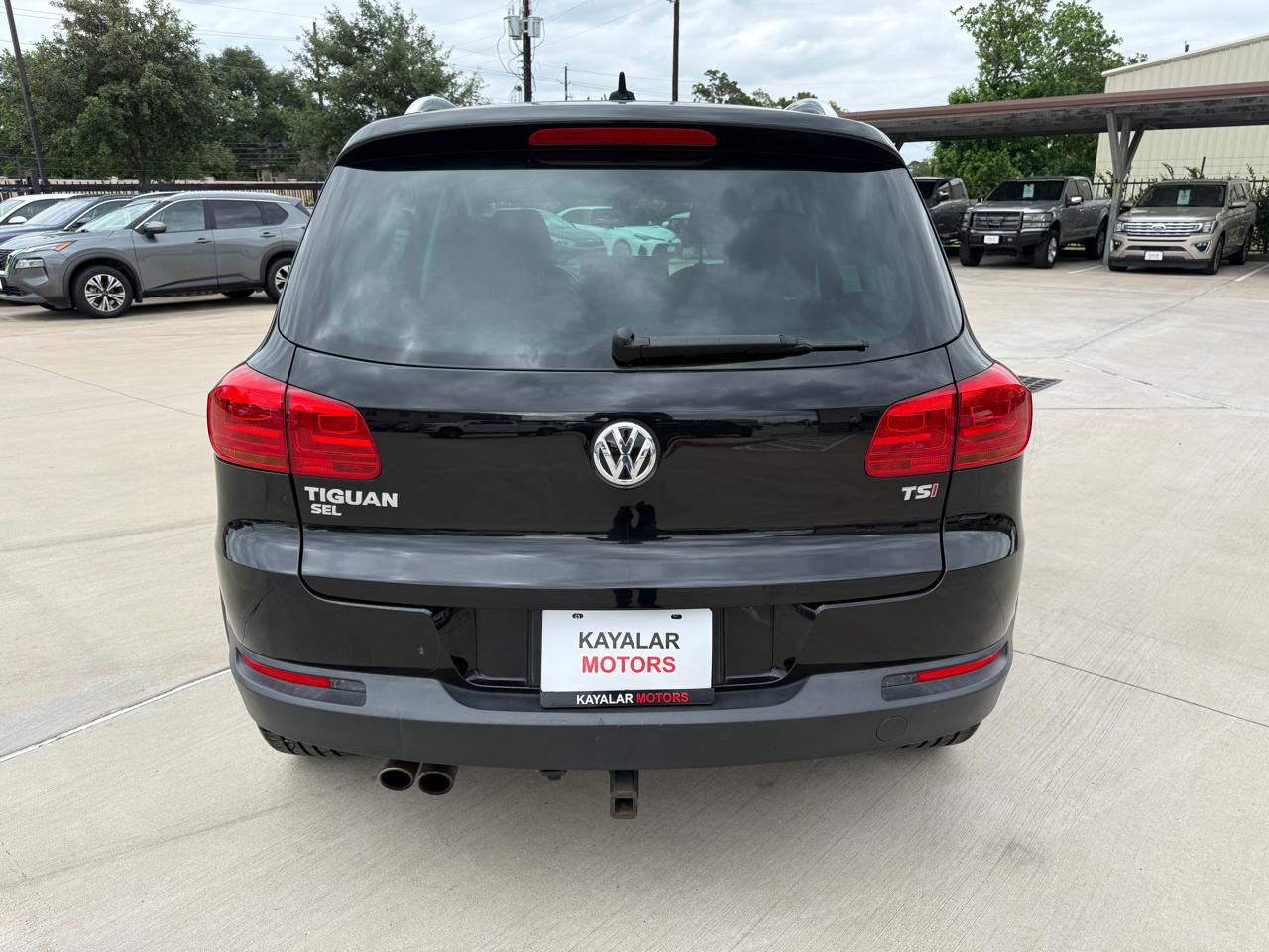 Photo 10 of 2016 Volkswagen Tiguan S, for sale in Houston, TX