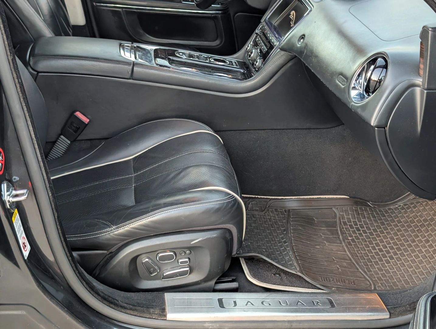 Photo 54 of 2013 Jaguar Xj Xjl for sale in Katy, TX