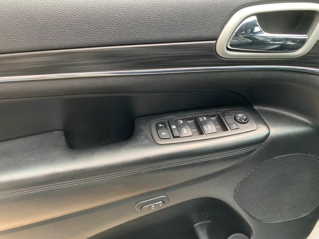 Photo 36 of 2022 Jeep Grand Cherokee Limited, for sale in Cypress, TX