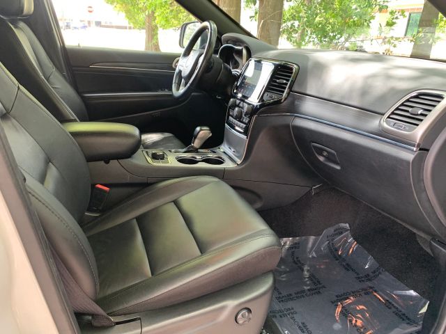 Photo 38 of 2022 Jeep Grand Cherokee Limited, for sale in Cypress, TX
