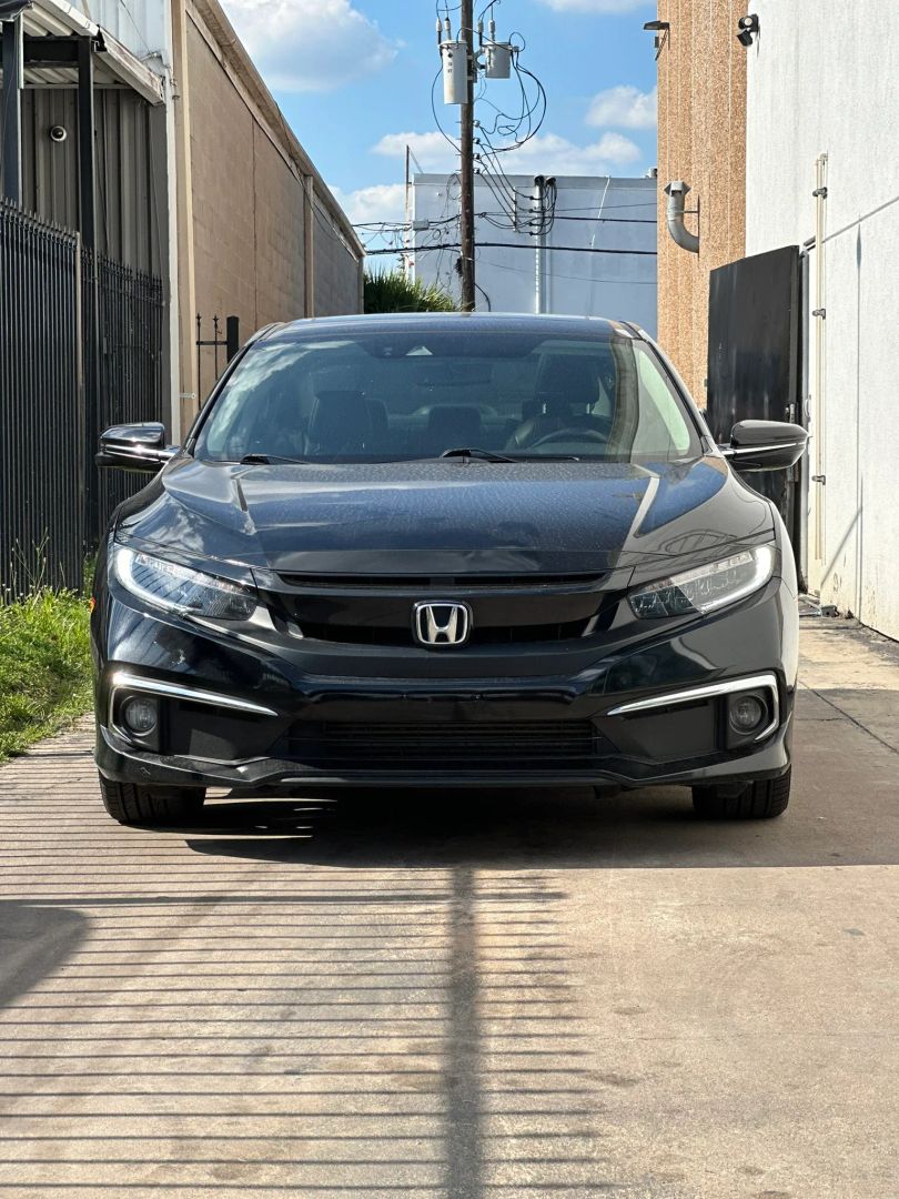 Photo 8 of 2019 Honda Civic Touring Sedan 4D for sale in Houston, TX