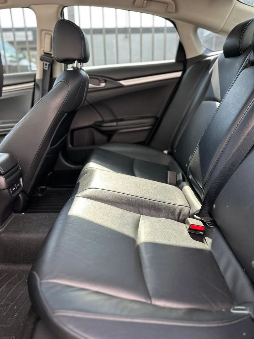 Photo 22 of 2019 Honda Civic Touring Sedan 4D for sale in Houston, TX