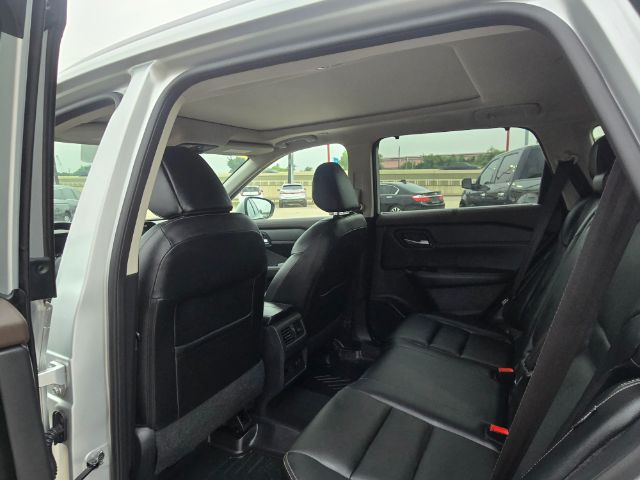 Photo 16 of 2022 Nissan Rogue SL for sale in Houston, TX