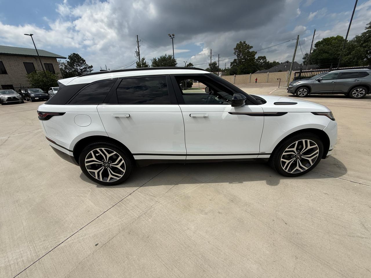 Photo 13 of 2019 Land Rover Range Rover Velar R-dynamic for sale in Houston, TX