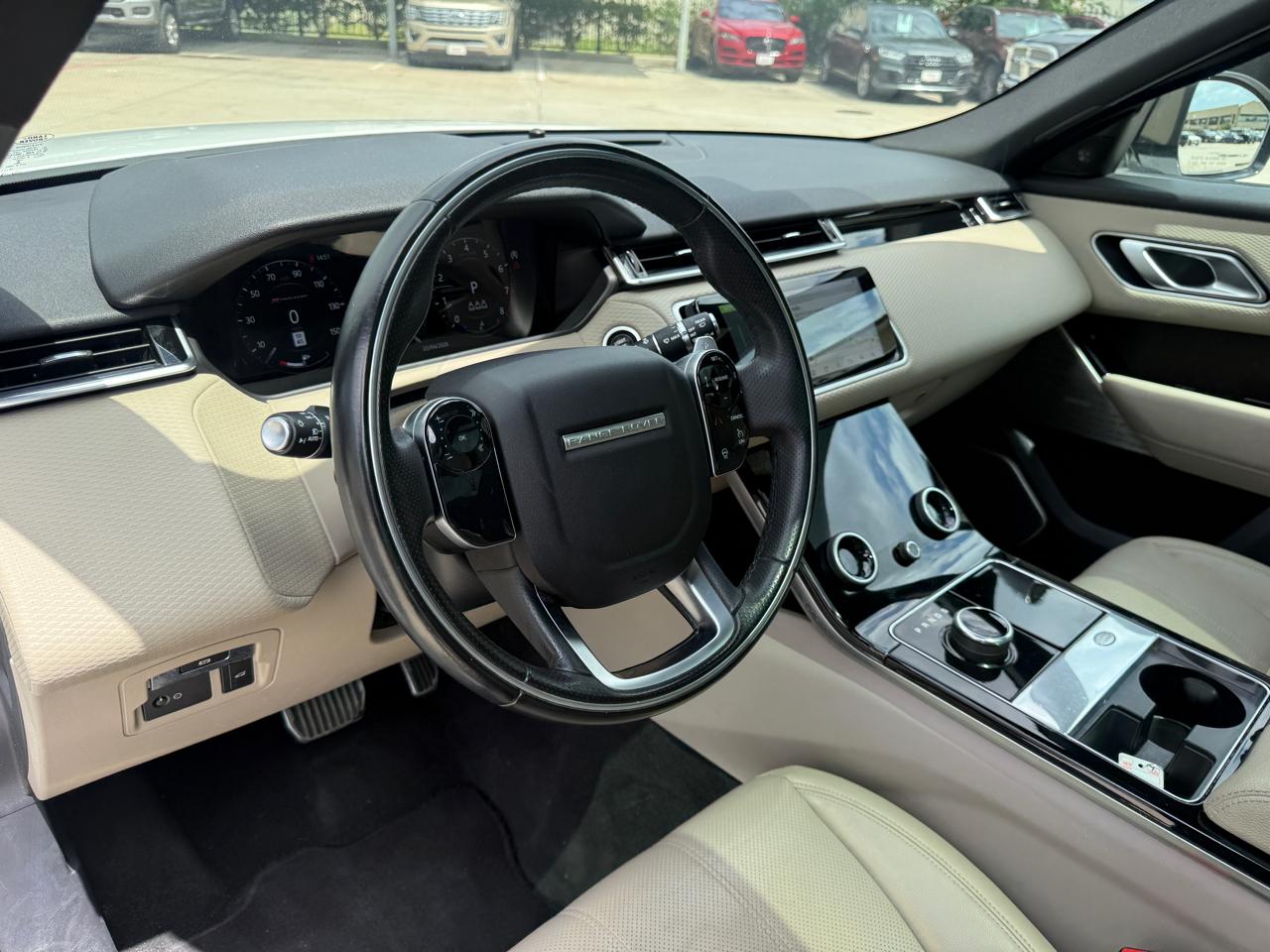 Photo 17 of 2019 Land Rover Range Rover Velar R-dynamic for sale in Houston, TX