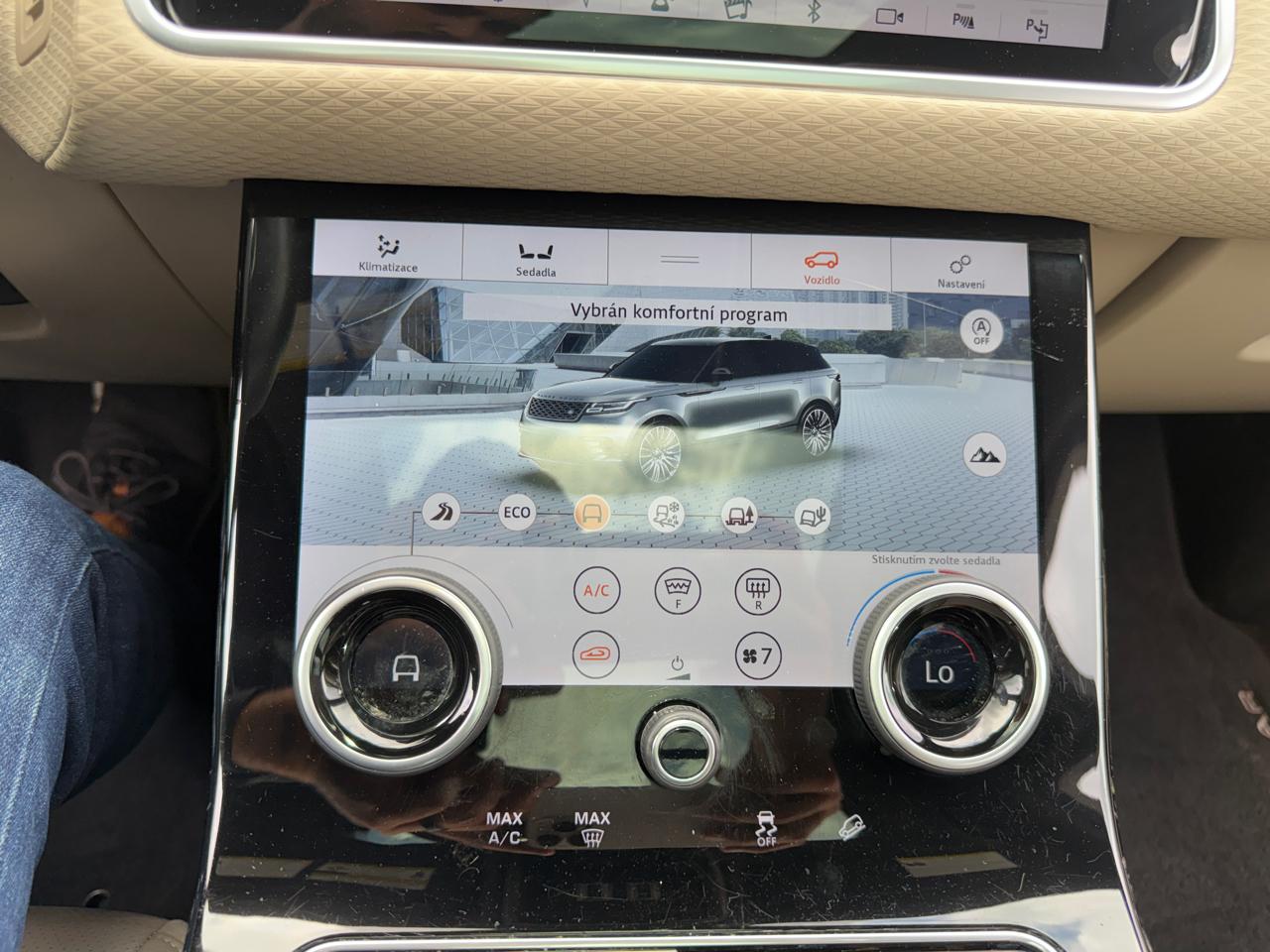 Photo 29 of 2019 Land Rover Range Rover Velar R-dynamic for sale in Houston, TX