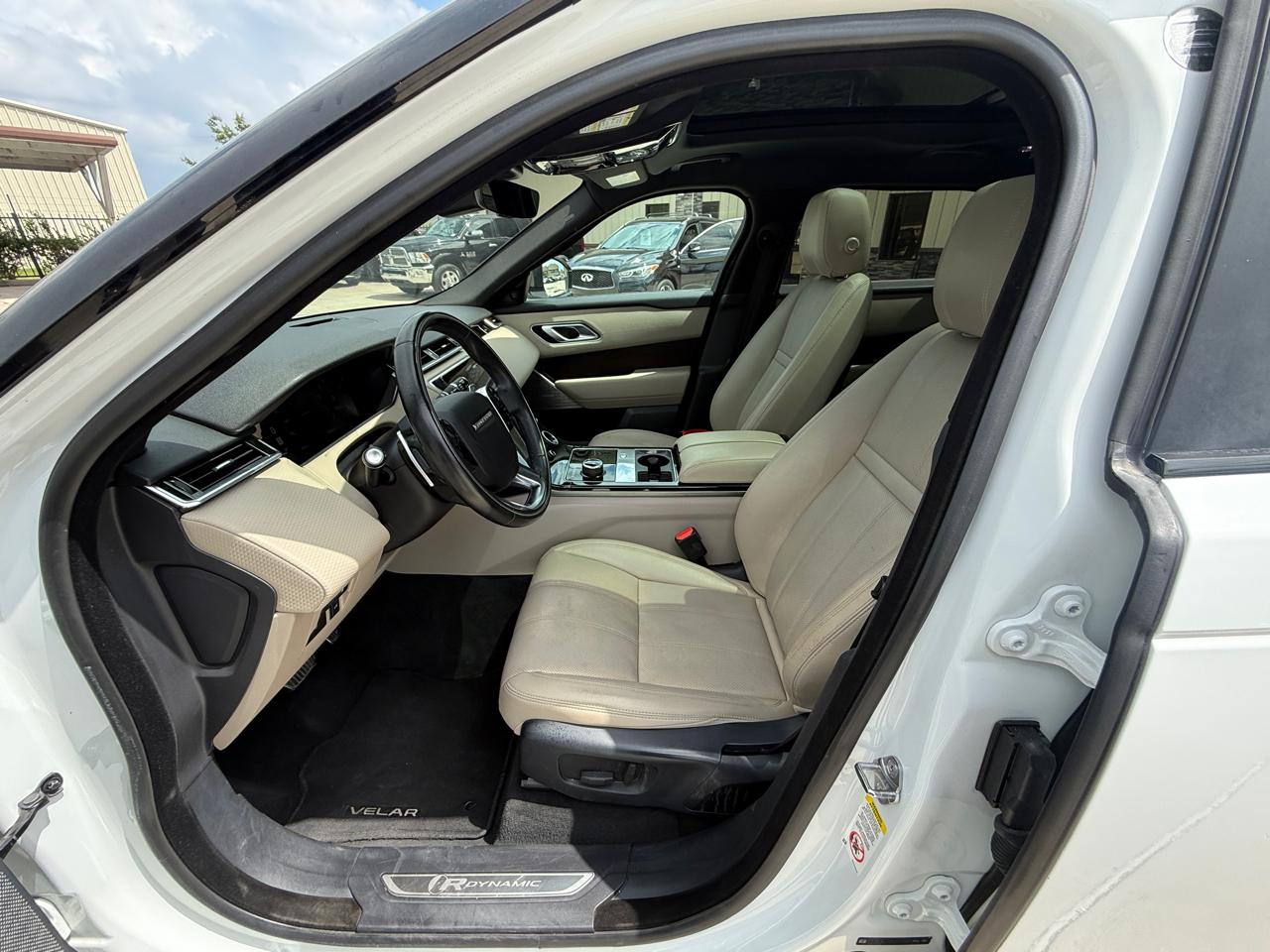 Photo 16 of 2019 Land Rover Range Rover Velar R-dynamic for sale in Houston, TX