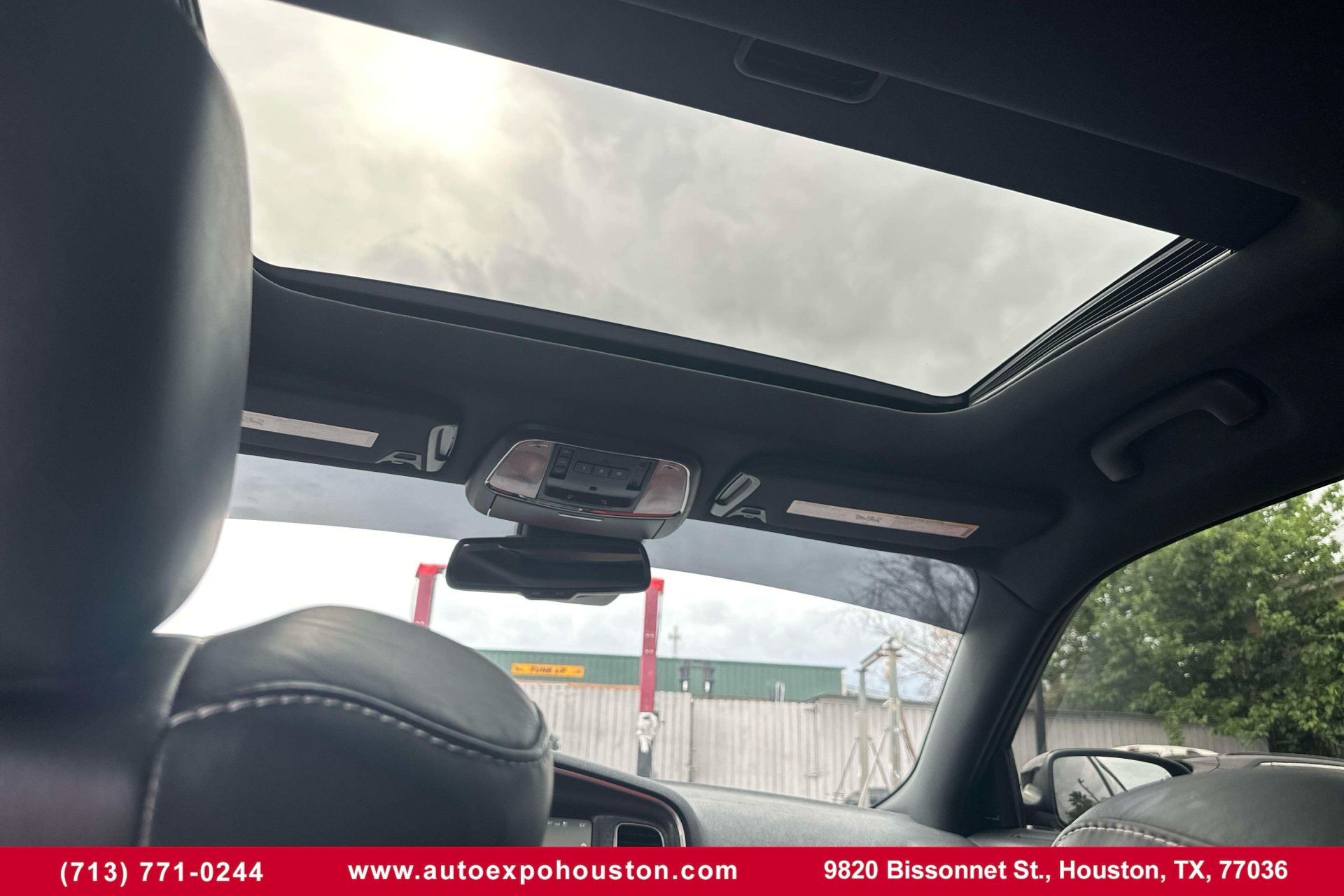Photo 20 of 2016 Dodge Charger SRT 392 for sale in Houston, TX