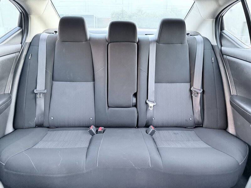 Photo 12 of 2022 Nissan Sentra SV for sale in Cypress, TX