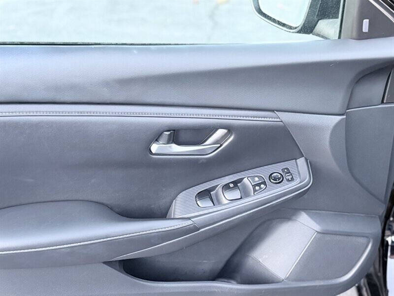 Photo 18 of 2022 Nissan Sentra SV for sale in Cypress, TX