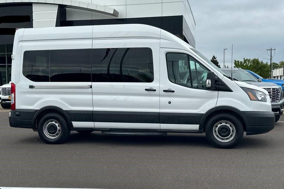 Photo 4 of 2017 Ford Transit Passenger for sale in Houston, TX