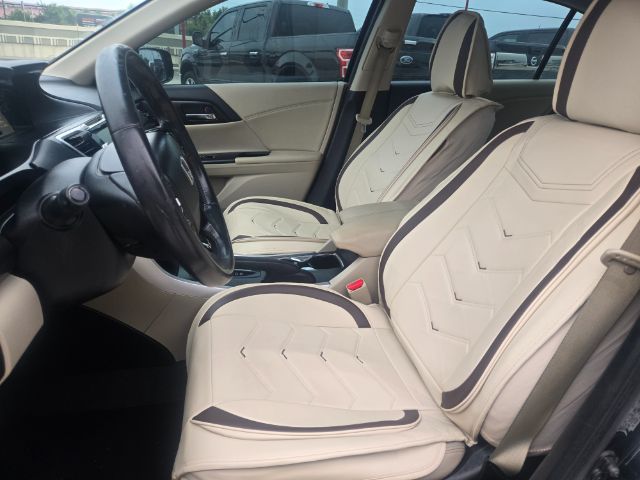 Photo 6 of 2015 Honda Accord EX-L for sale in Houston, TX