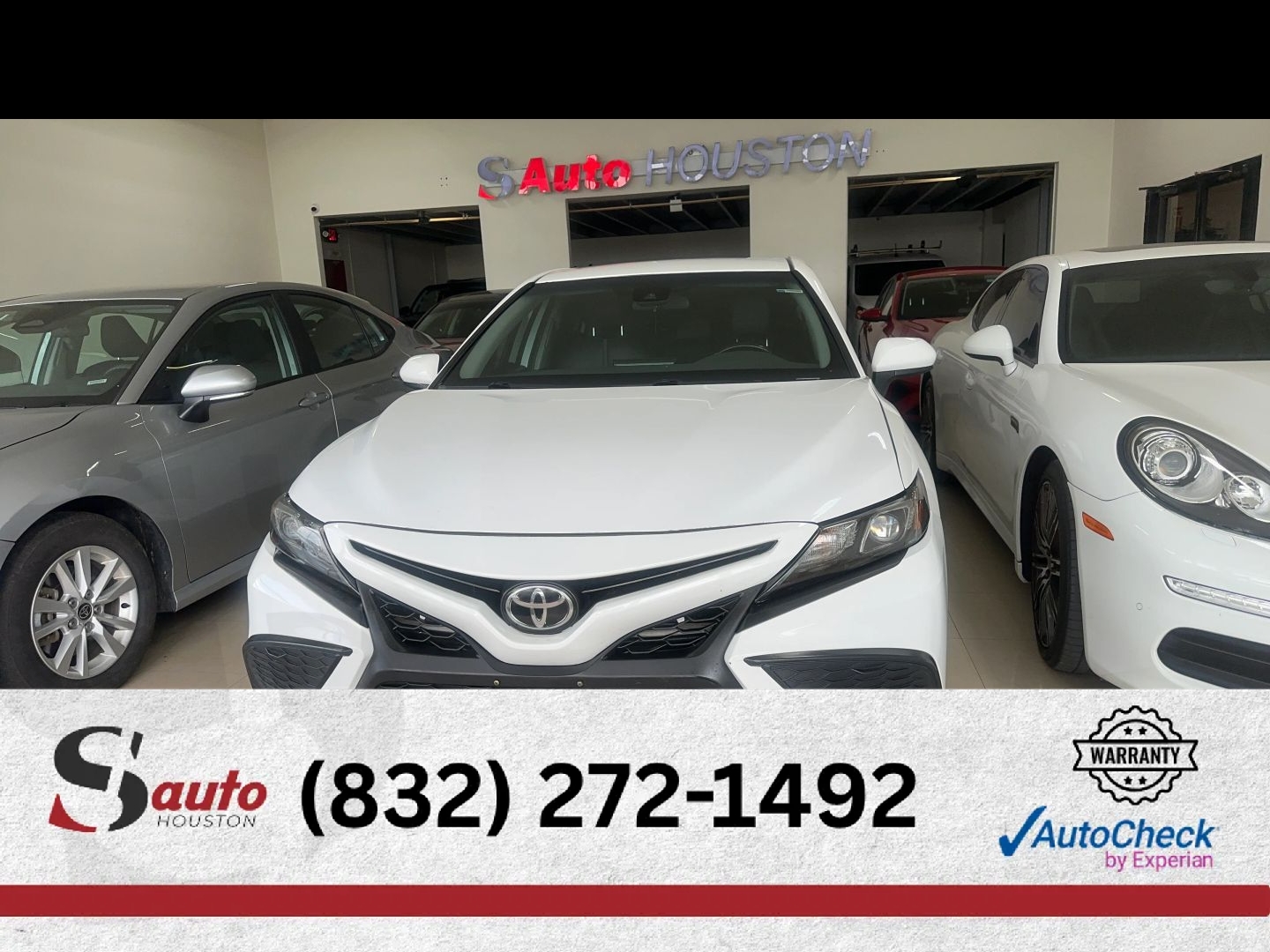 Photo 2 of 2021 Toyota Camry SE for sale in Houston, TX