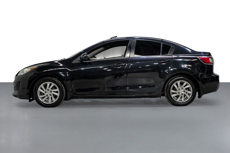 Photo 18 of 2012 Mazda Mazda3 Grand for sale in Katy, TX