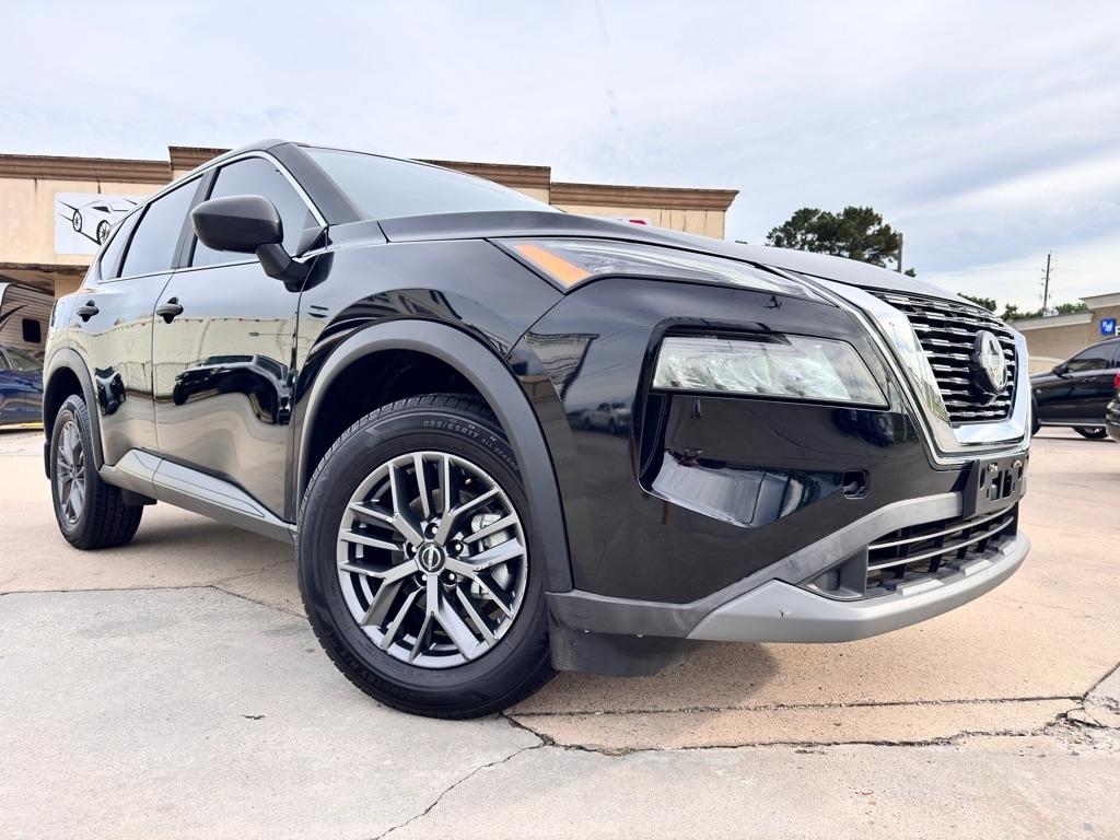 Photo 3 of 2023 Nissan Rogue S for sale in Spring, TX