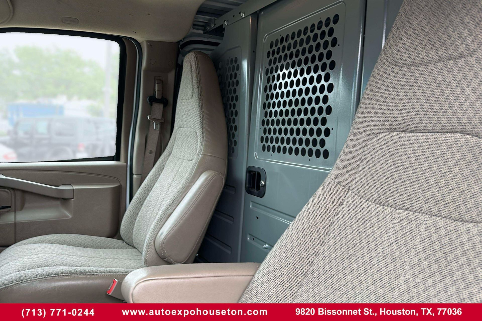 Photo 13 of 2022 Chevrolet Express Cargo for sale in Houston, TX