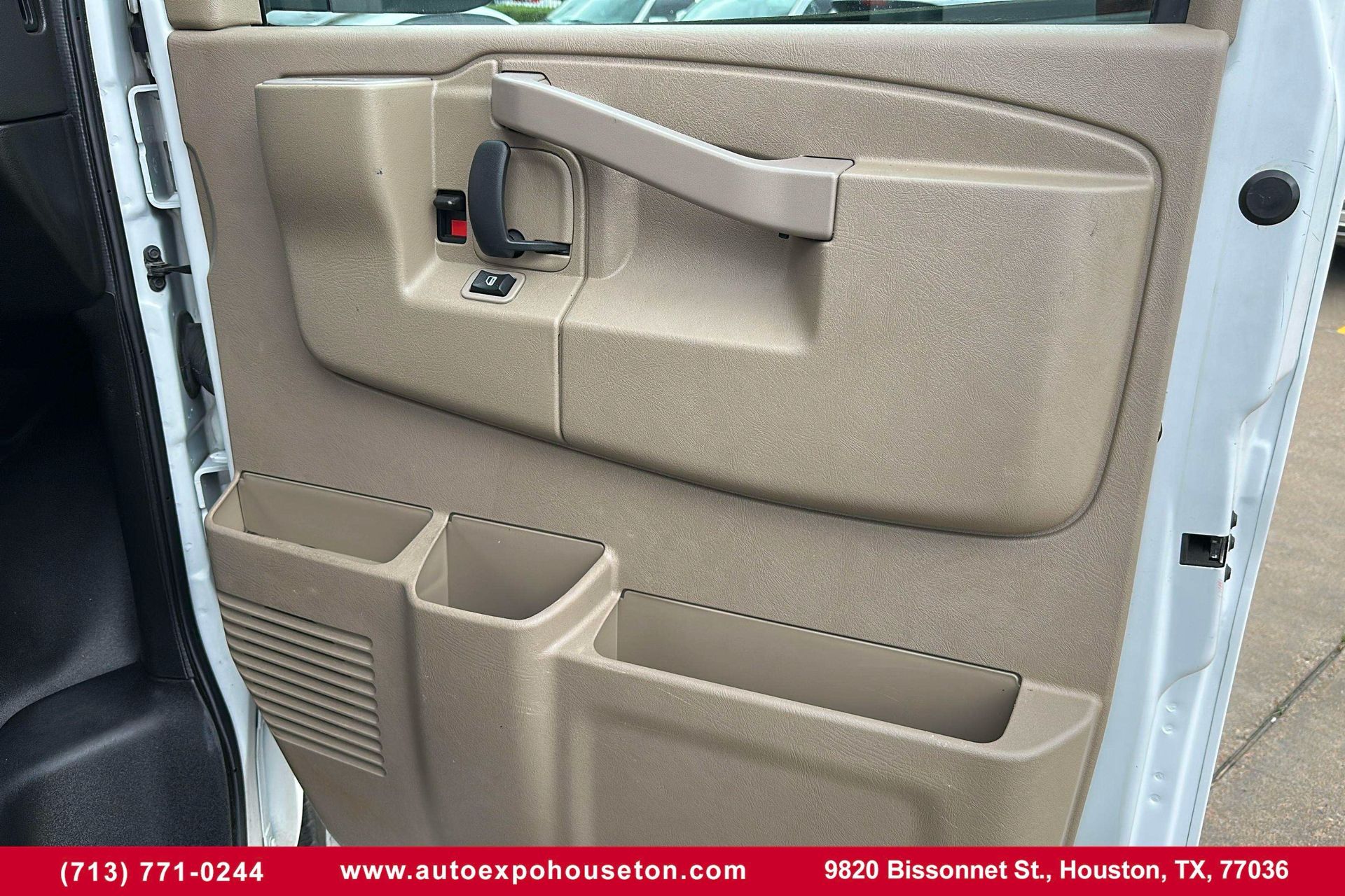 Photo 20 of 2022 Chevrolet Express Cargo for sale in Houston, TX