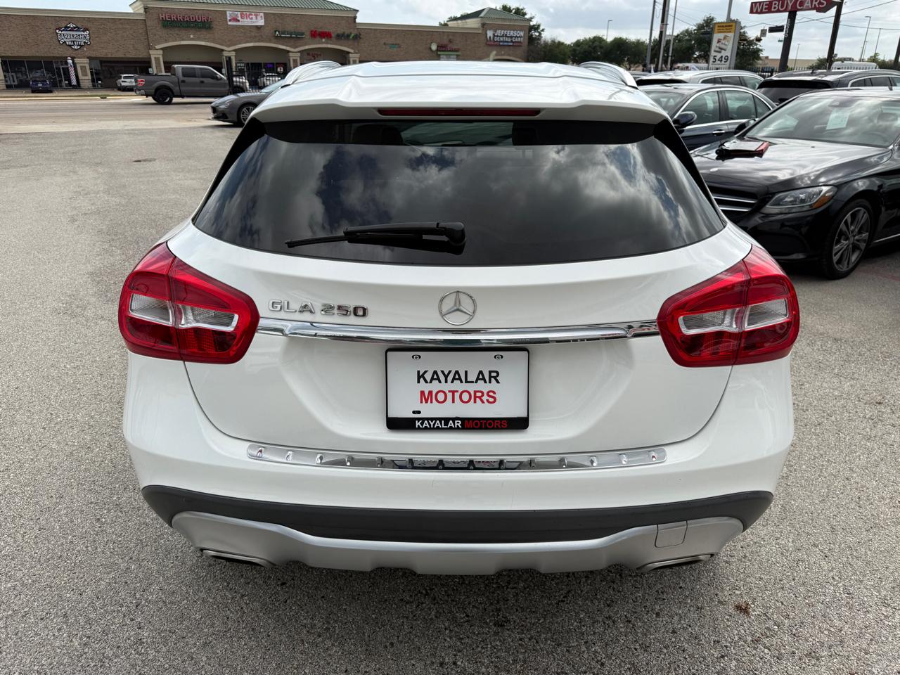 Photo 9 of 2019 Mercedes-Benz Gla-Class Gla250 for sale in Houston, TX