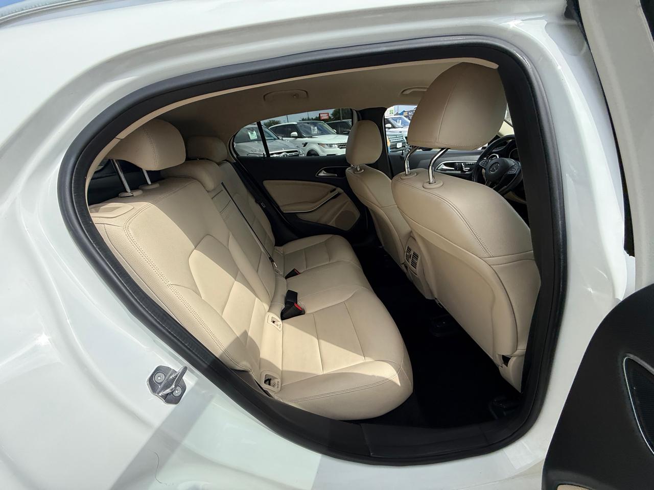 Photo 25 of 2019 Mercedes-Benz Gla-Class Gla250 for sale in Houston, TX