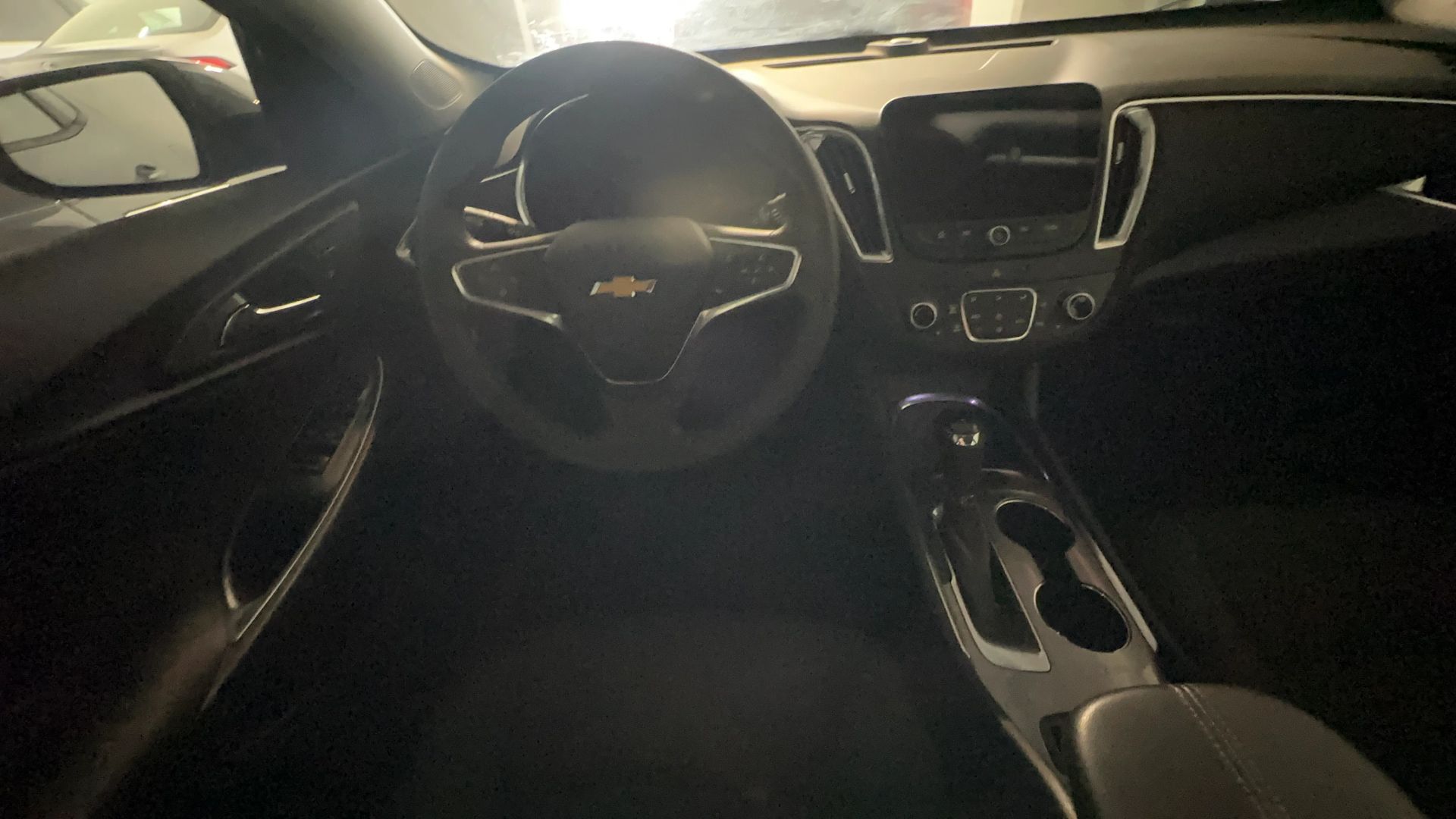 Photo 9 of 2019 Chevrolet Malibu LT Sedan 4D for sale in Houston, TX