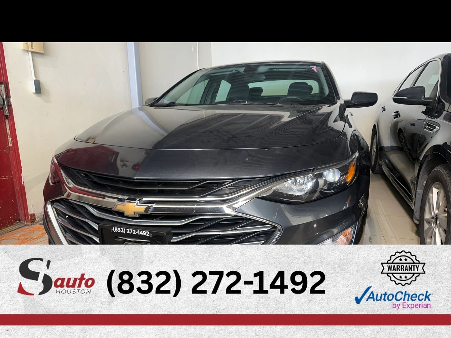 Photo 2 of 2019 Chevrolet Malibu LT Sedan 4D for sale in Houston, TX