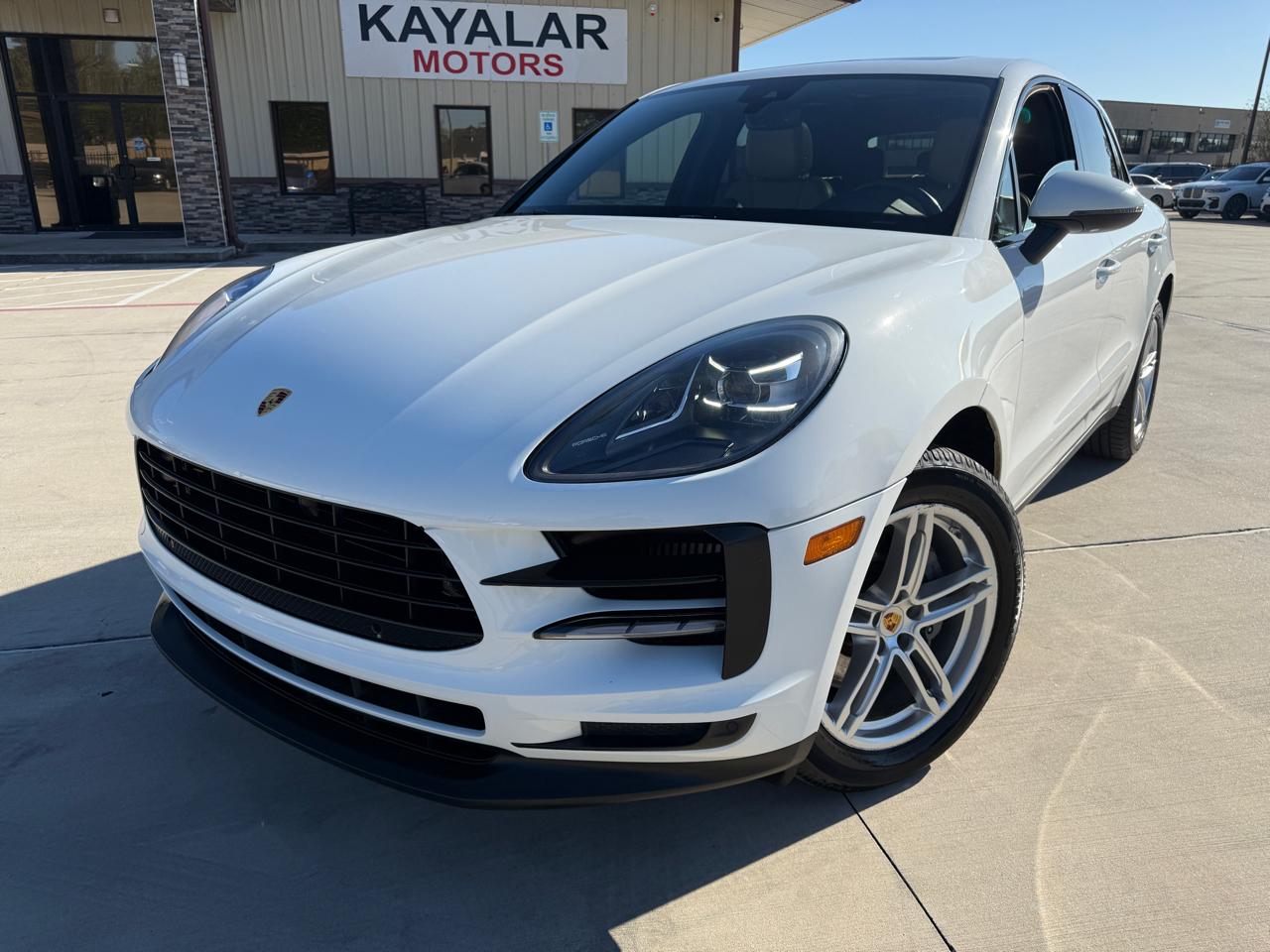 Photo 3 of 2019 Porsche Macan Type for sale in Houston, TX