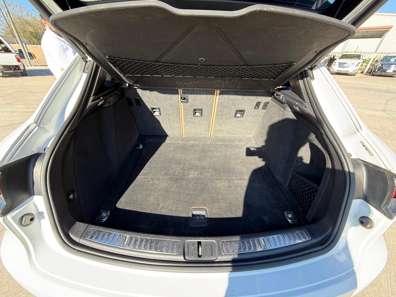 Photo 37 of 2019 Porsche Macan Type for sale in Houston, TX