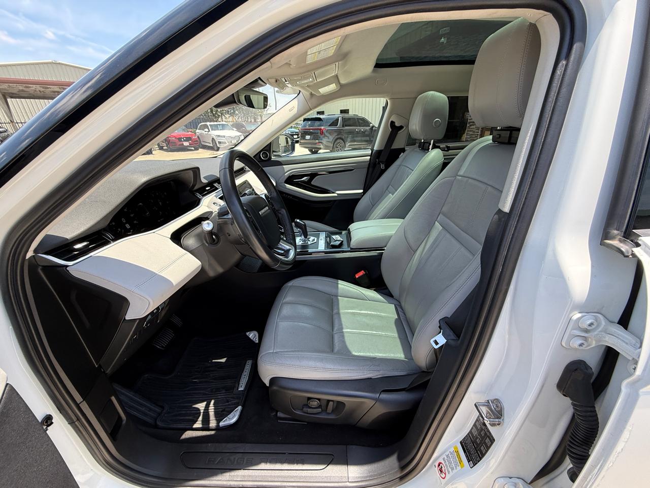 Photo 18 of 2020 Land Rover Range Rover Evoque SE for sale in Houston, TX