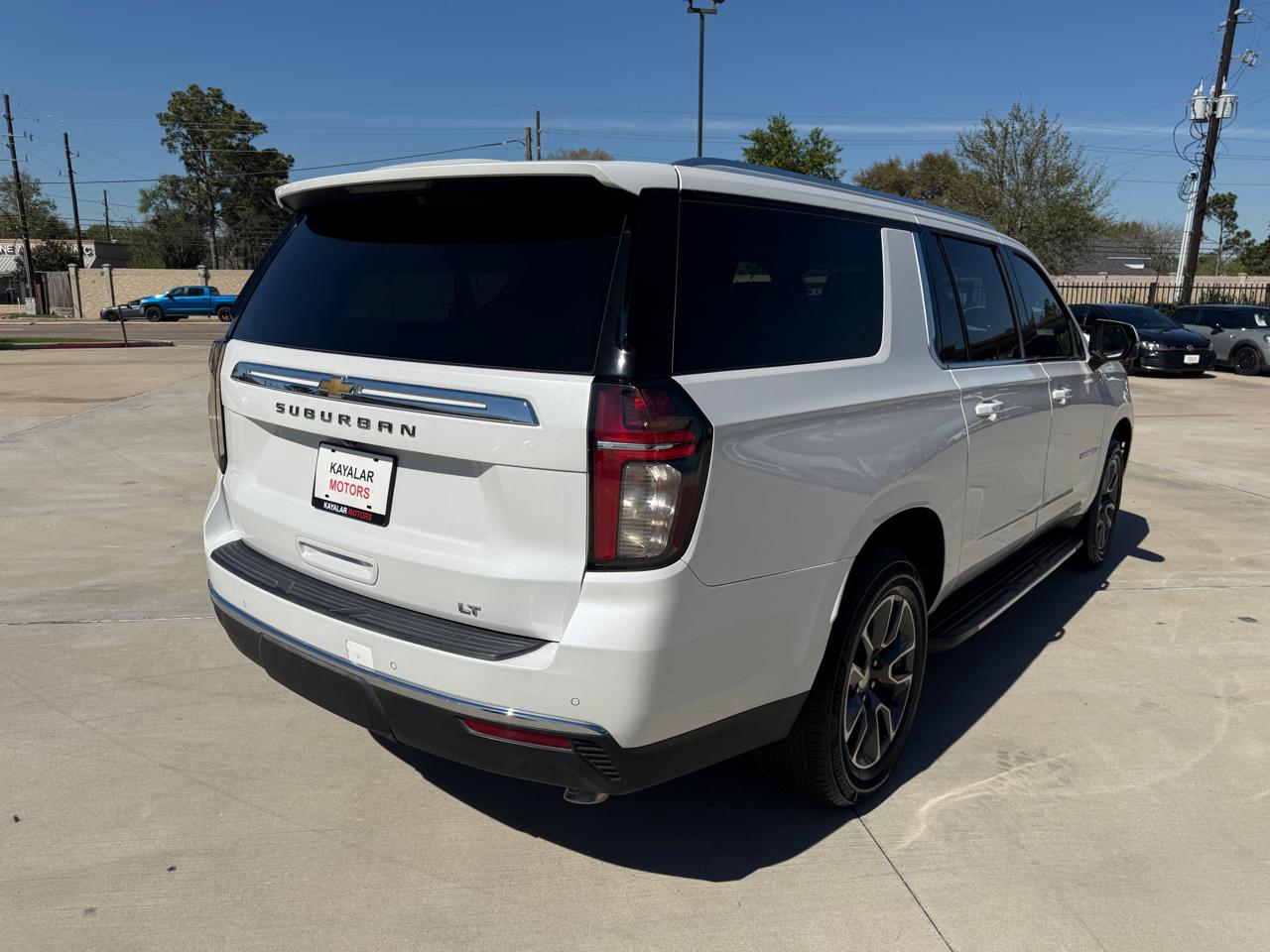 Photo 6 of 2021 Chevrolet Suburban LT for sale in Houston, TX