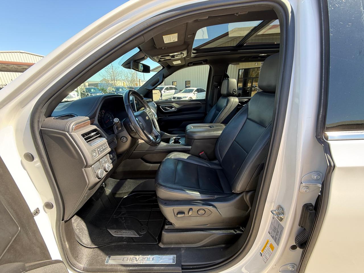 Photo 8 of 2021 Chevrolet Suburban LT for sale in Houston, TX