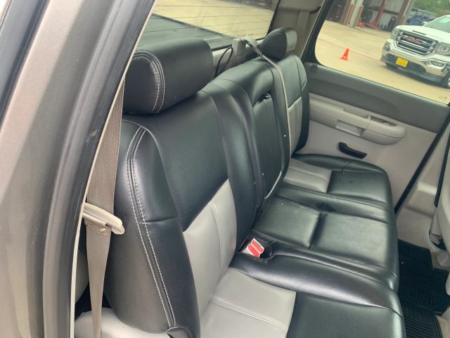 Photo 4 of 2012 Chevrolet Silverado for sale in Cypress, TX