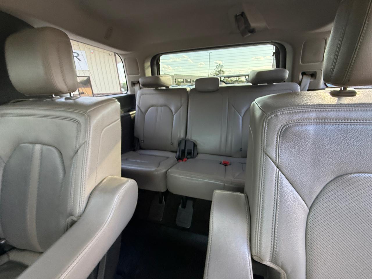 Photo 19 of 2018 Ford Expedition Limited for sale in Houston, TX
