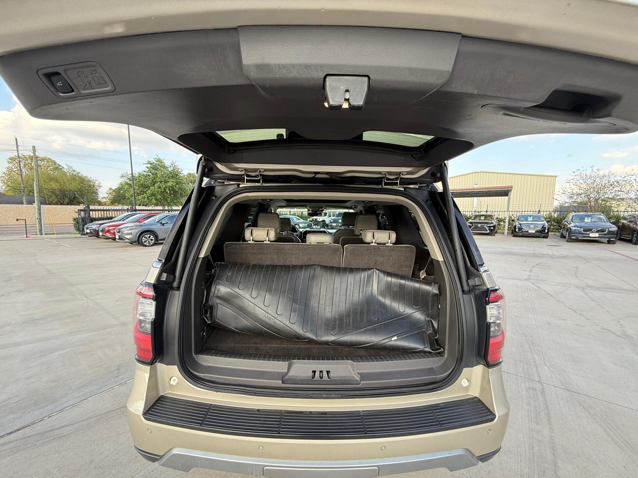 Photo 25 of 2018 Ford Expedition Limited for sale in Houston, TX