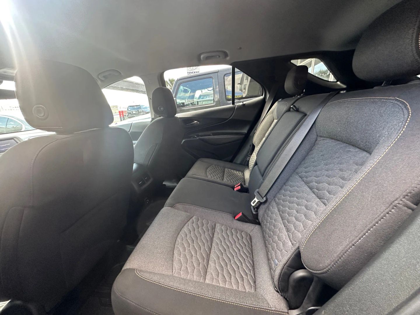 Photo 17 of 2020 Chevrolet Equinox LT Sport Utility 4D for sale in Houston, TX