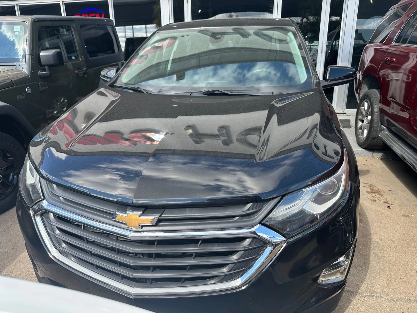 Photo 4 of 2020 Chevrolet Equinox LT Sport Utility 4D for sale in Houston, TX
