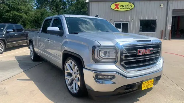 Photo 12 of 2018 GMC Sierra for sale in Cypress, TX
