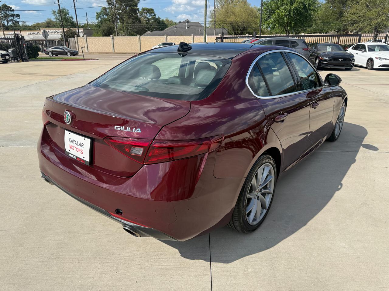 Photo 6 of 2019 Alfa Romeo Giulia (952) Giulia for sale in Houston, TX