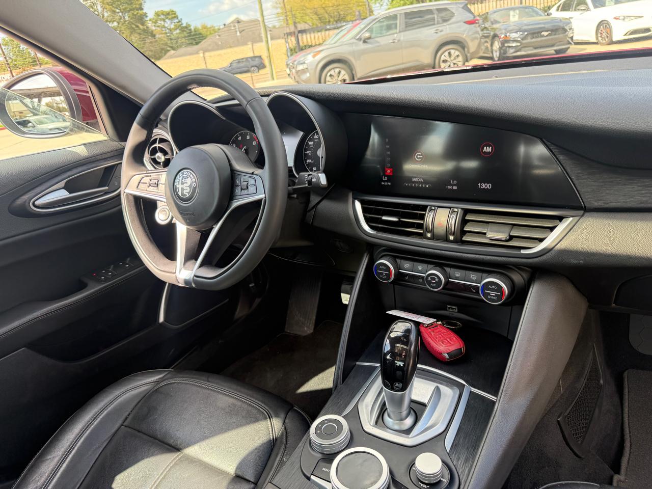 Photo 15 of 2019 Alfa Romeo Giulia (952) Giulia for sale in Houston, TX