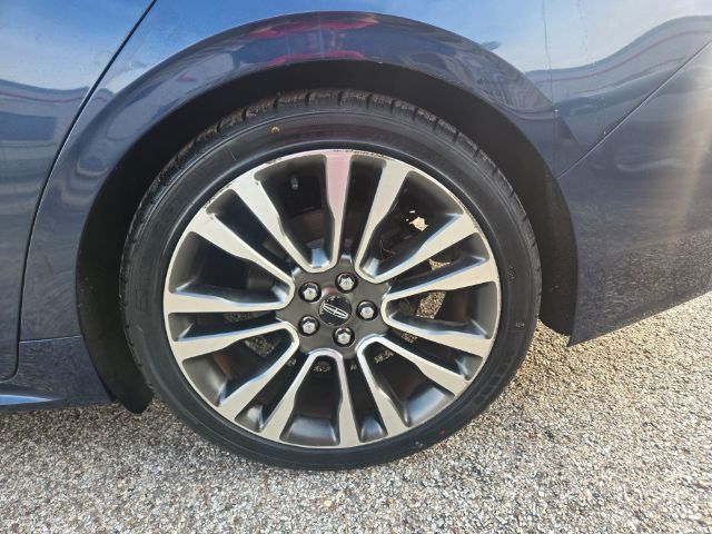 Photo 15 of 2017 Lincoln Continental Reserve for sale in Houston, TX