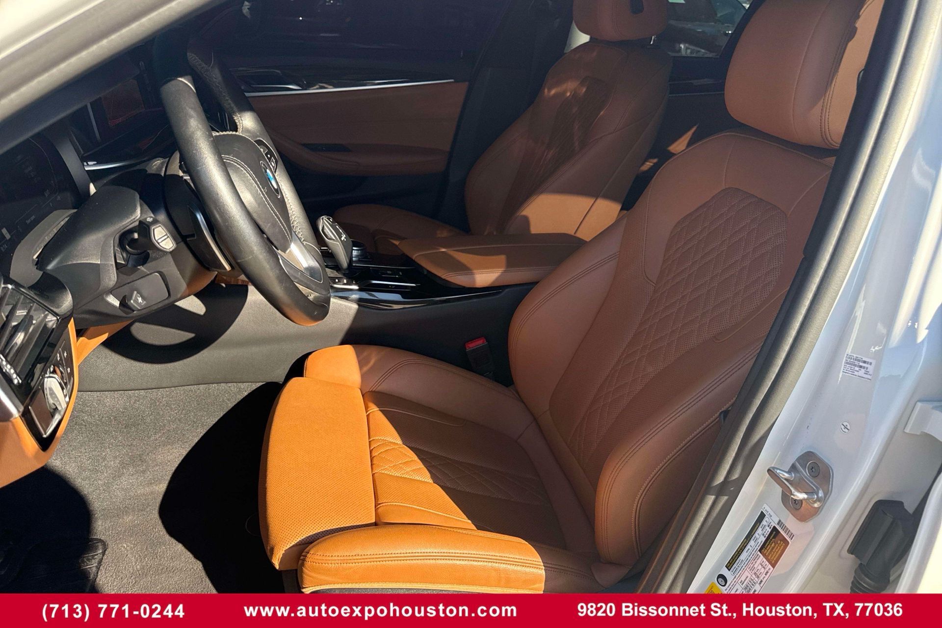 Photo 29 of 2021 BMW 530i 5-series for sale in Houston, TX