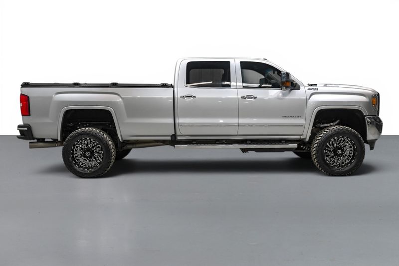Photo 8 of 2019 GMC Sierra Hd SLT for sale in Katy, TX