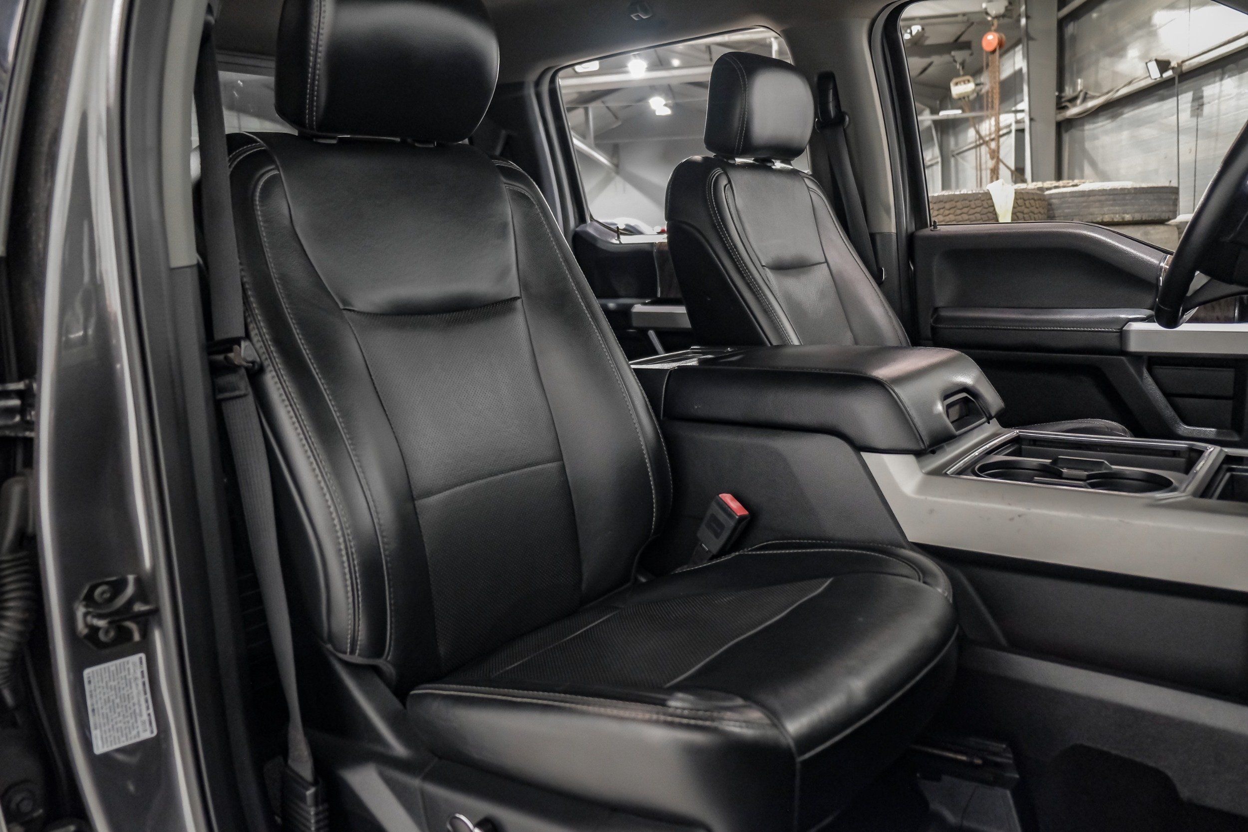 Photo 33 of 2019 Ford F-350 Super for sale in Katy, TX
