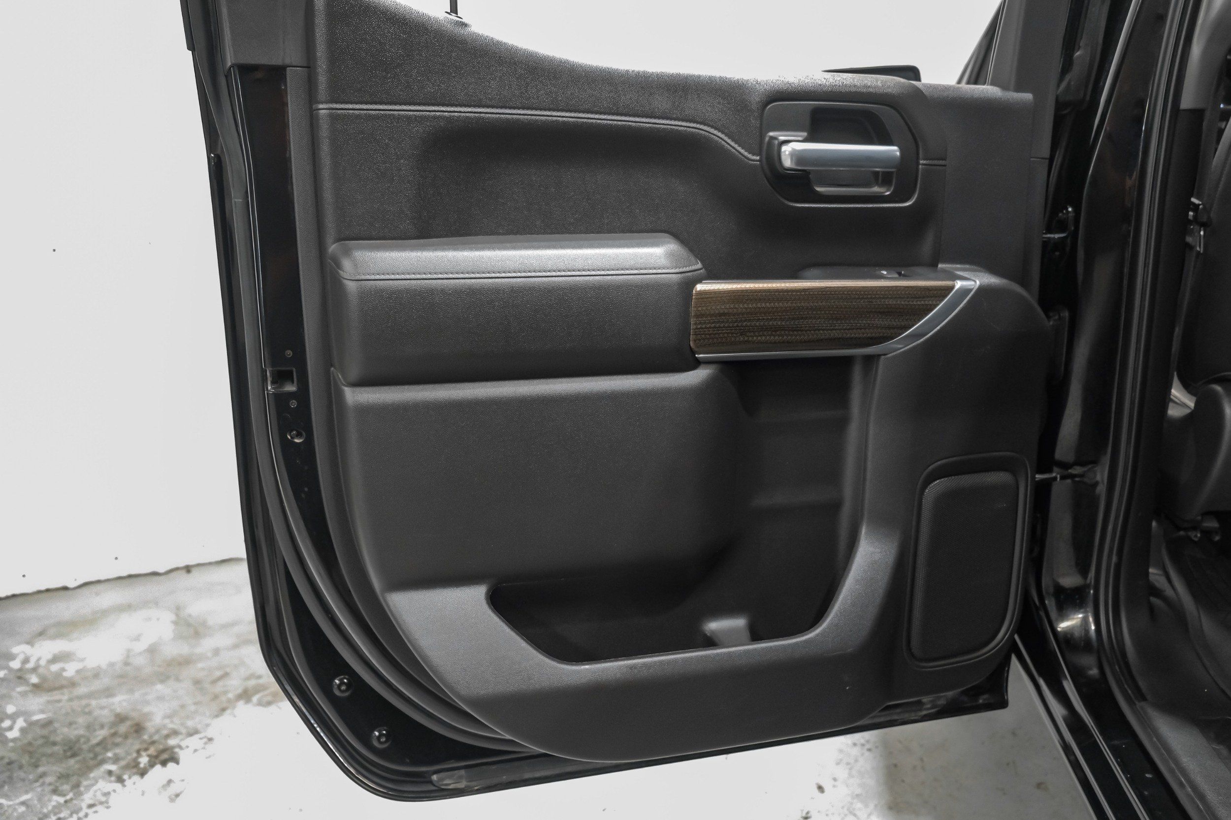 Photo 45 of 2021 Chevrolet Silverado Trail for sale in Katy, TX