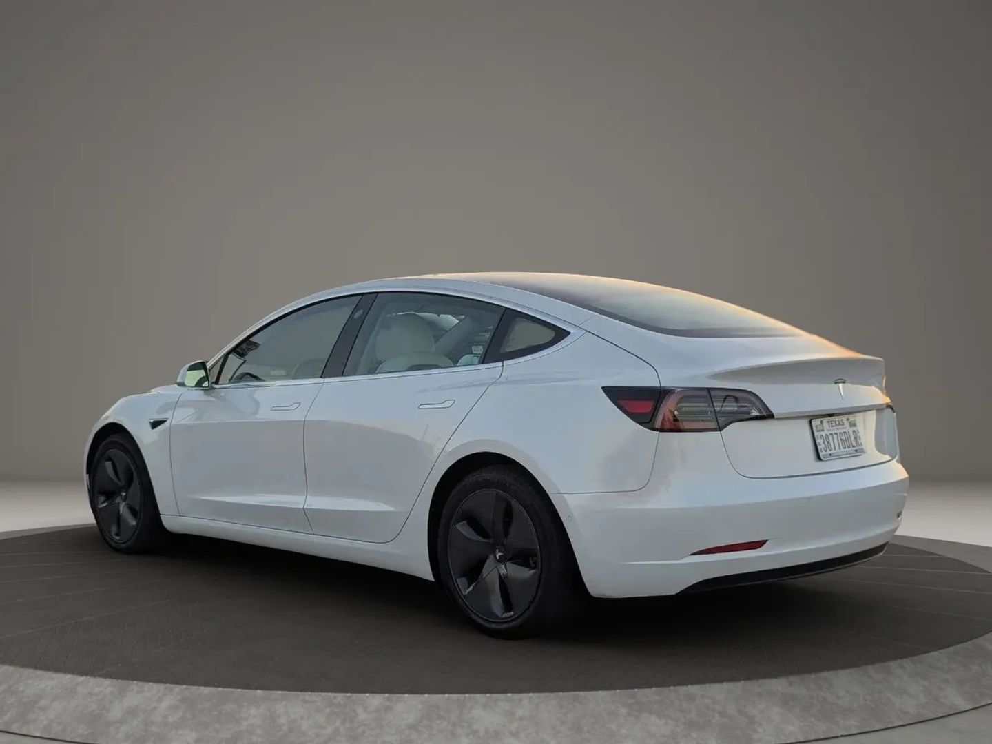 Photo 4 of 2020 Tesla Model 3 for sale in Katy, TX
