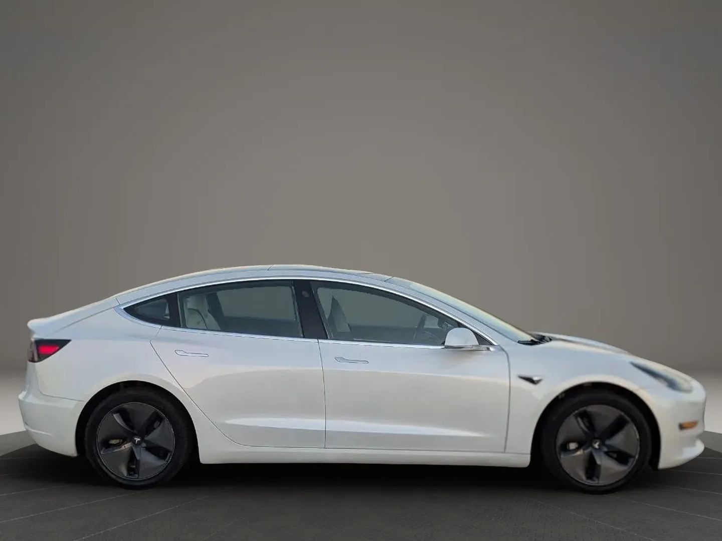 Photo 10 of 2020 Tesla Model 3 for sale in Katy, TX