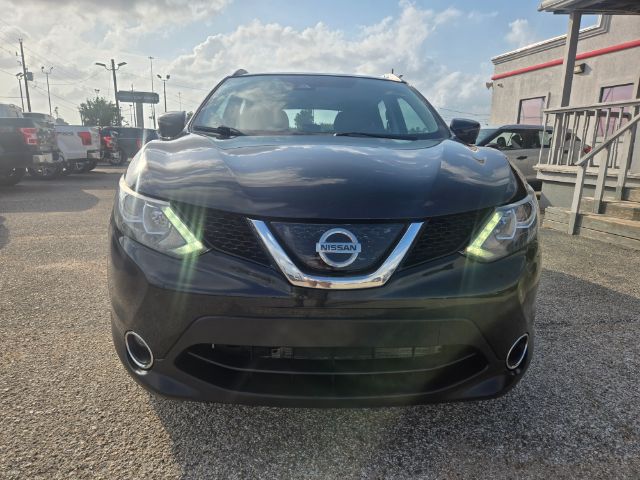 Photo 2 of 2019 Nissan Rogue Sport for sale in Houston, TX